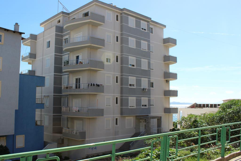 דירות Port Side סרנדה מראה חיצוני תמונה